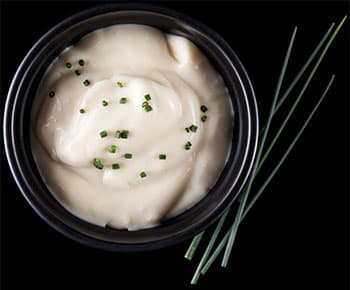 Mayonnaise with chives