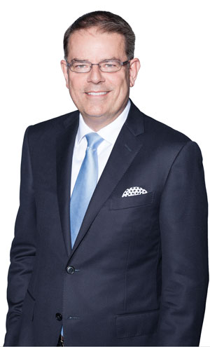 Tom Knutzen, Director