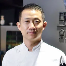 Headshot of Chef Qian YiBin