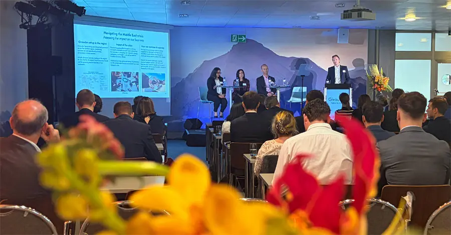 Christian Stammkoetter at the 2026 Spring Investor Conference presenting the first quarter sales