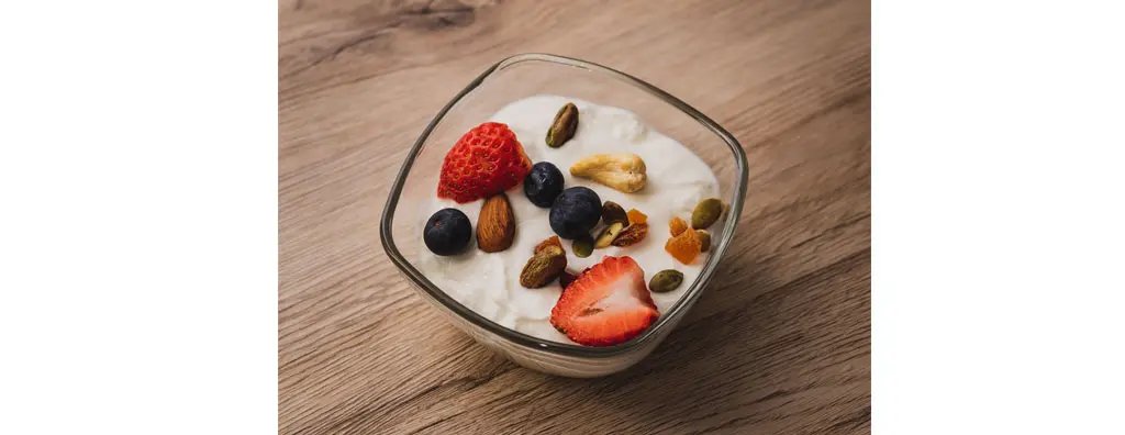 Dessert with fruit