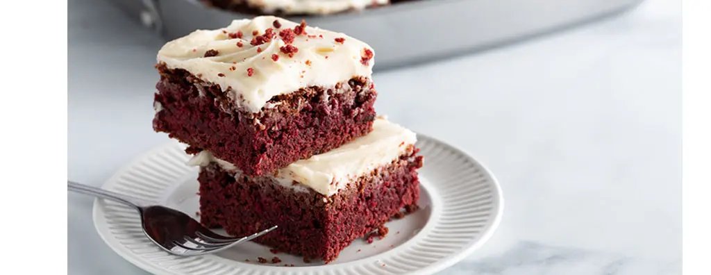 Chocolate cake with icing