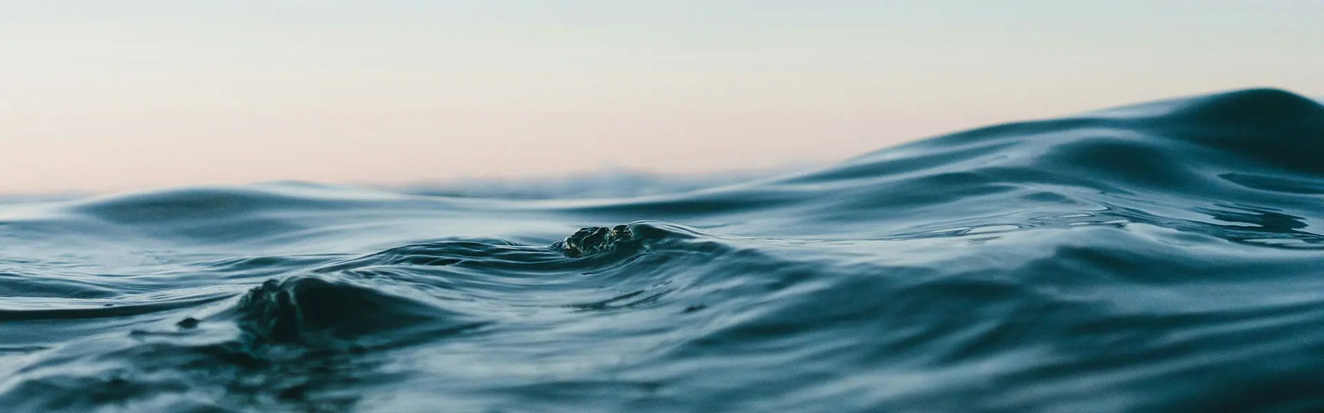 Sea waves