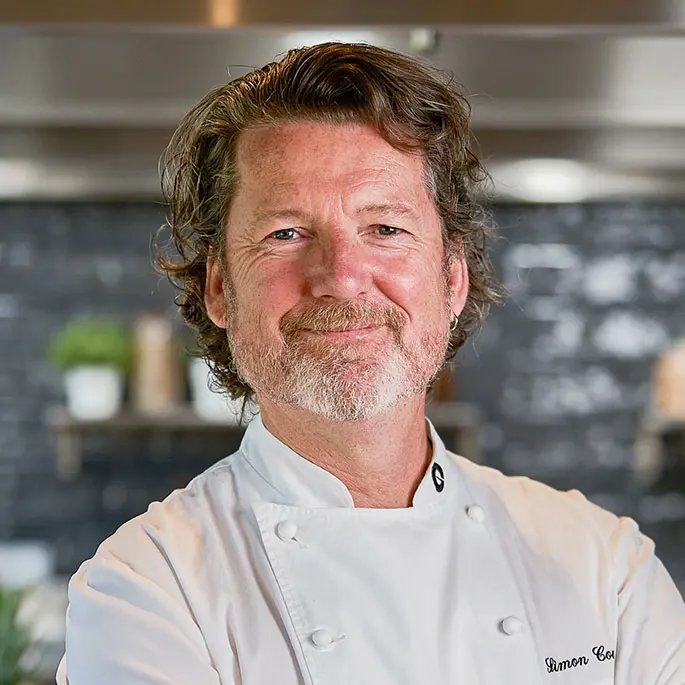 Simon, Senior Chef