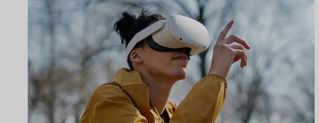 A young men using wearing a VR headset