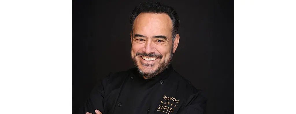 Headshot of chef Ricardo Muñoz Zurita 