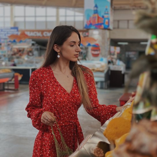 instagram post Taste. Scents. Mouthfeel.