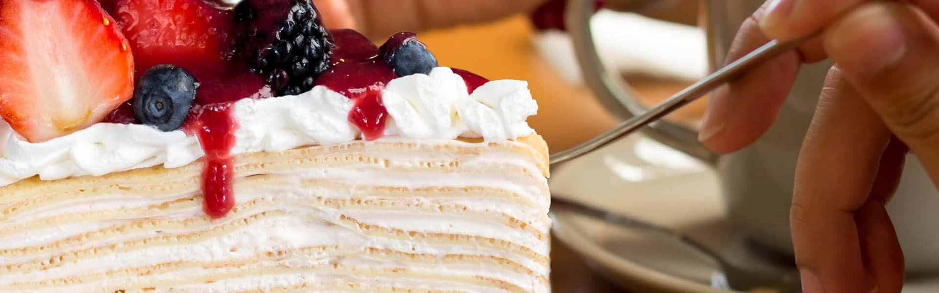 Layered cake with with fruit